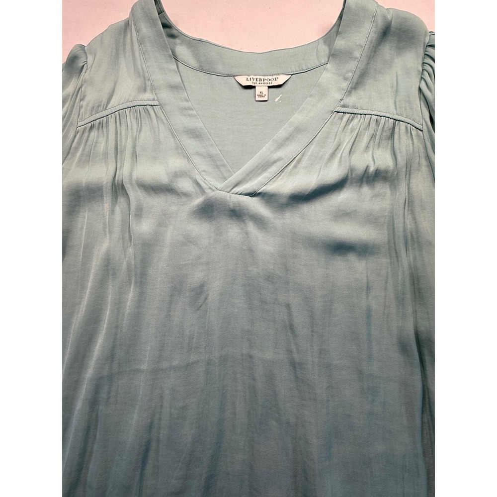Liverpool Los Angeles Sage Green V-Neck Satin Blouse XL Long Sleeve Top